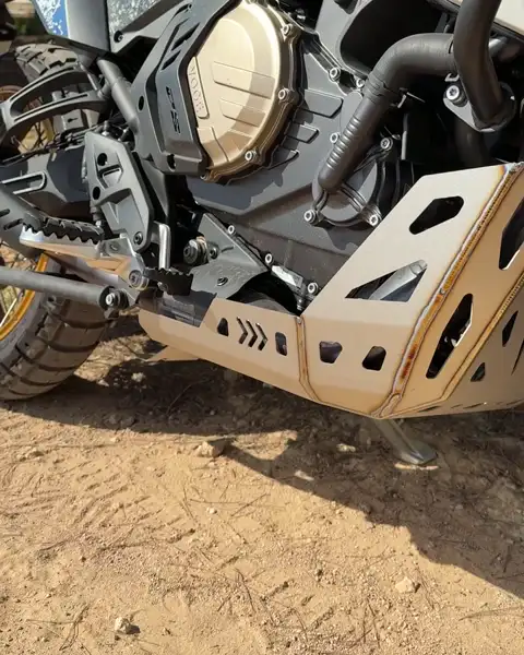 Cubrecárter GPR Tech en una Voge DS800X Rally